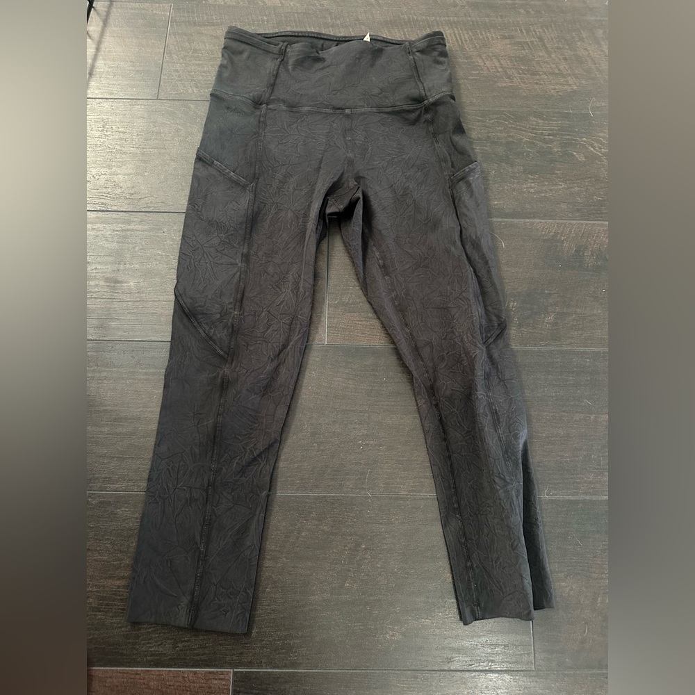 Lululemon Black Capri Leggings